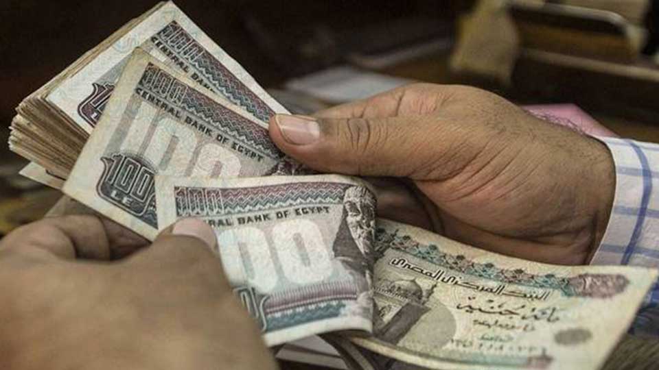 كيفية حساب الفائدة على بطاقة الائتمان في مصر